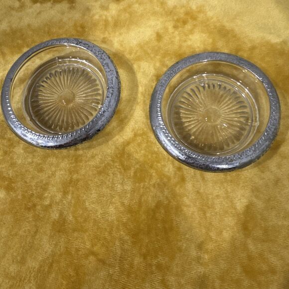 Set of 2 Glass Drink Coasters with Silverplated Trim - Picture 2 of 7